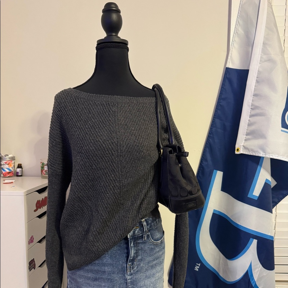Mossimo sweater